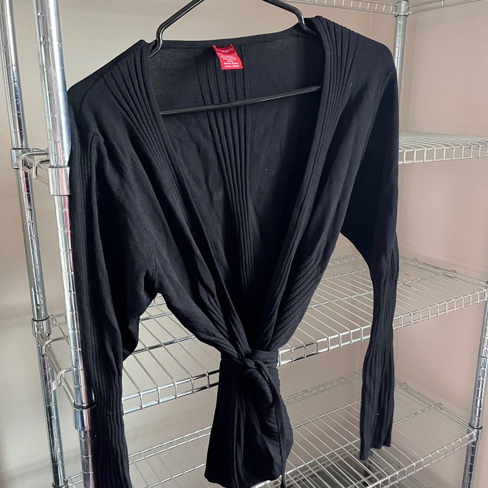 Wrap sweater - Picture 1 of 3